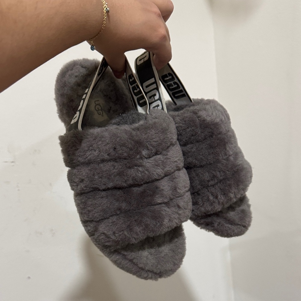 UGG Women's Charcoal Fluffy Slippers
